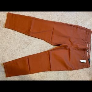 Reitmans pants brand new with tags.